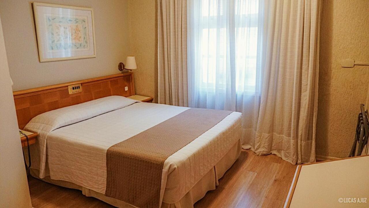 Curitiba Palace Estacao Hotel Kültér fotó