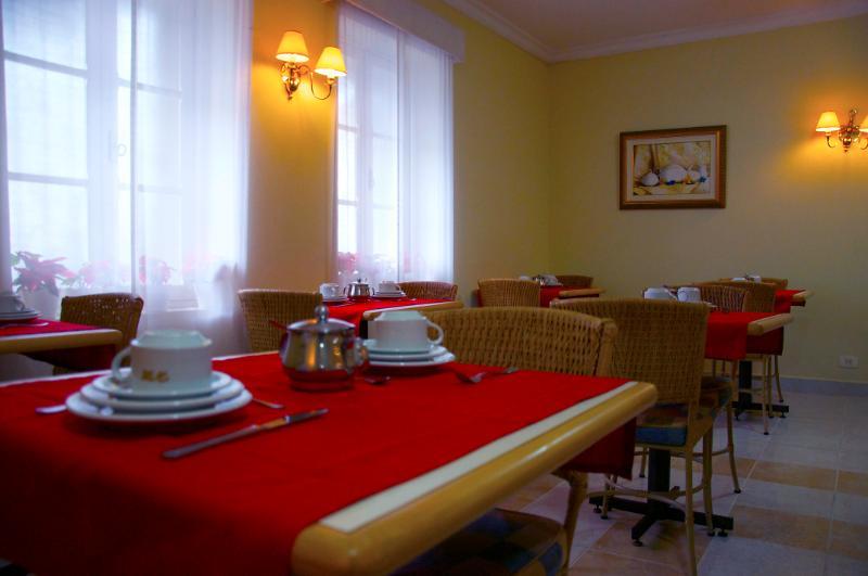 Curitiba Palace Estacao Hotel Kültér fotó