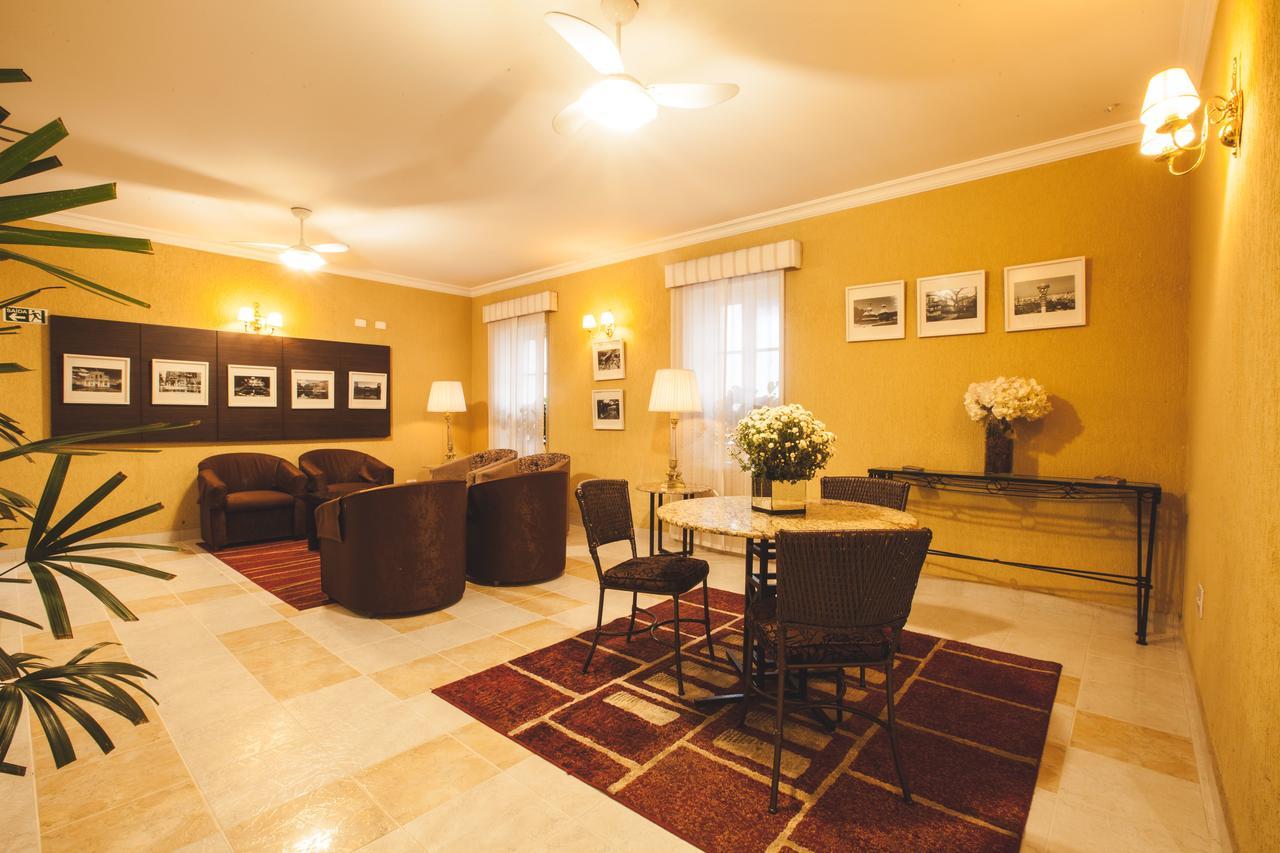 Curitiba Palace Estacao Hotel Kültér fotó