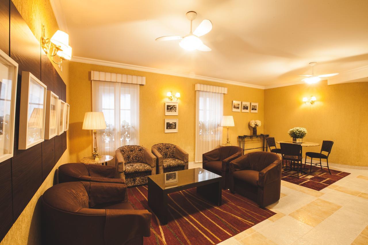 Curitiba Palace Estacao Hotel Kültér fotó